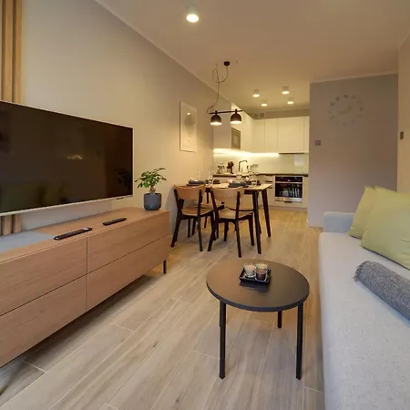 Nad Lomnica Apartment